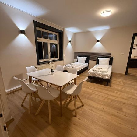 Crown Living Villa Blumenau Studios, Smarttv, Parkplatz Lustenau Exterior foto