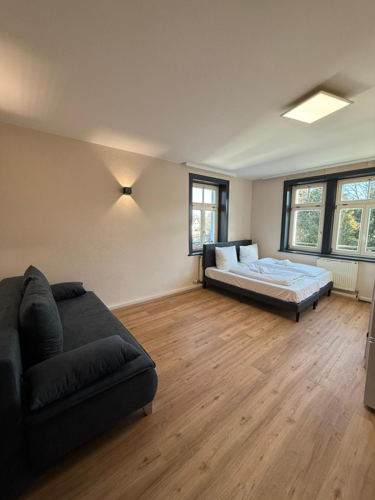 Crown Living Villa Blumenau Studios, Smarttv, Parkplatz Lustenau Exterior foto