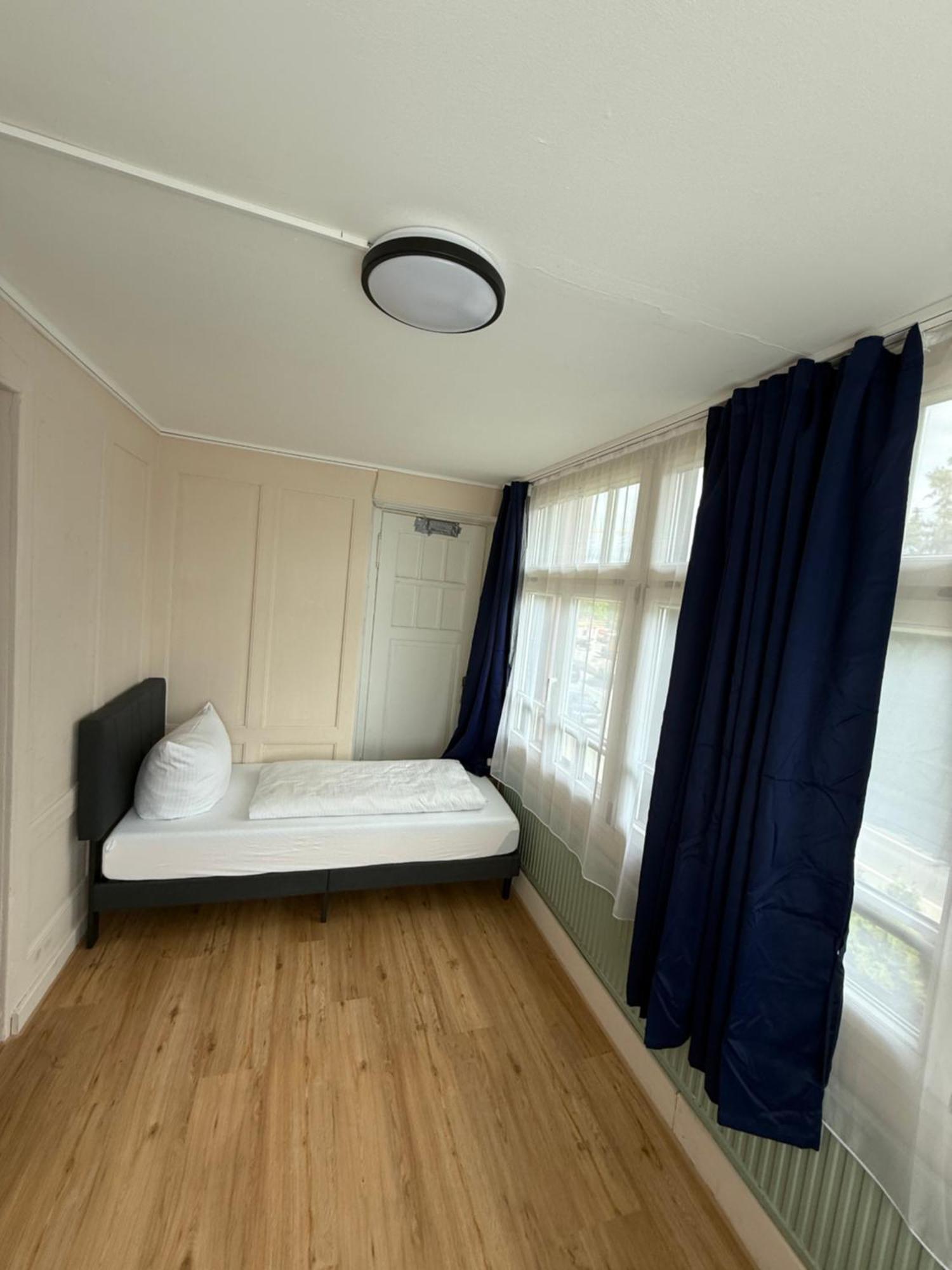Crown Living Villa Blumenau Studios, Smarttv, Parkplatz Lustenau Exterior foto