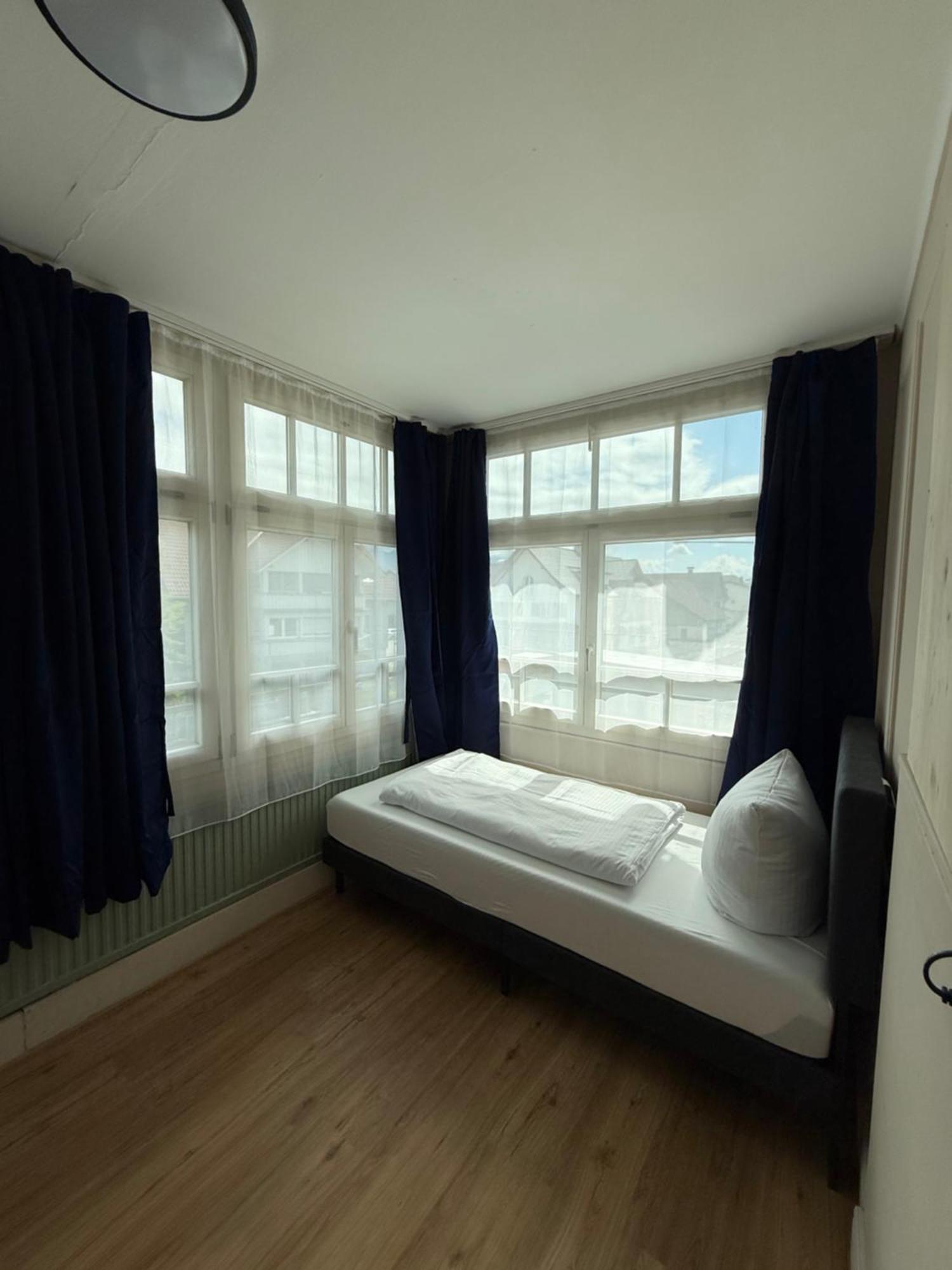 Crown Living Villa Blumenau Studios, Smarttv, Parkplatz Lustenau Exterior foto