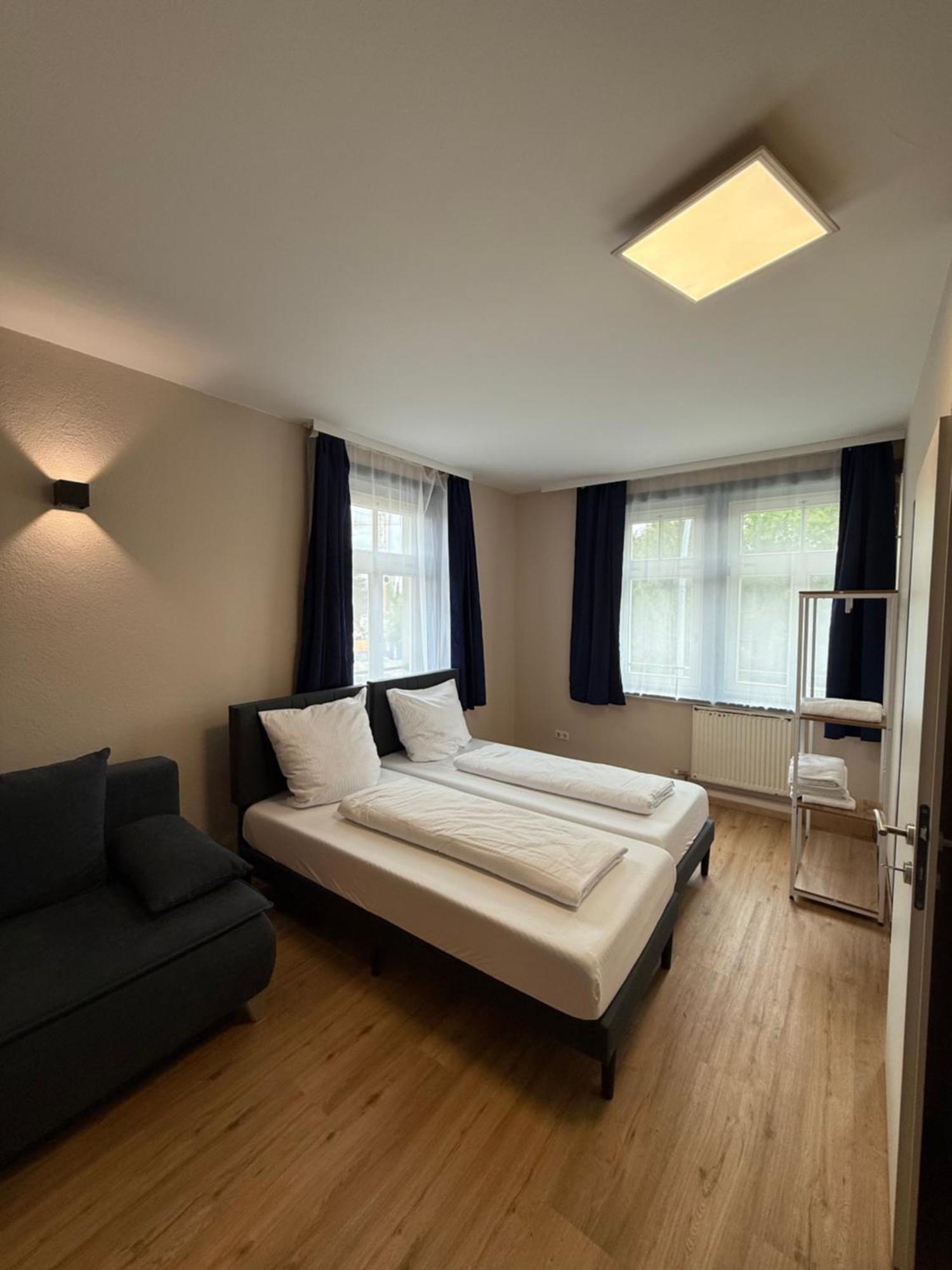Crown Living Villa Blumenau Studios, Smarttv, Parkplatz Lustenau Exterior foto